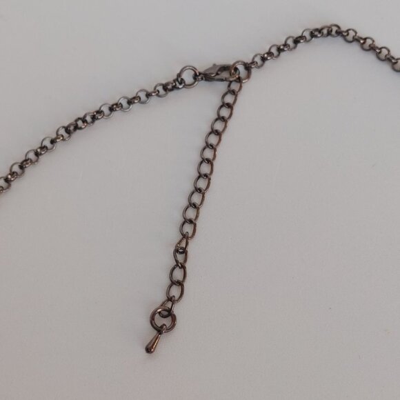 Beautiful Faux Turquoise Lace Statement Necklace Black Tone Chain - Picture 4 of 6